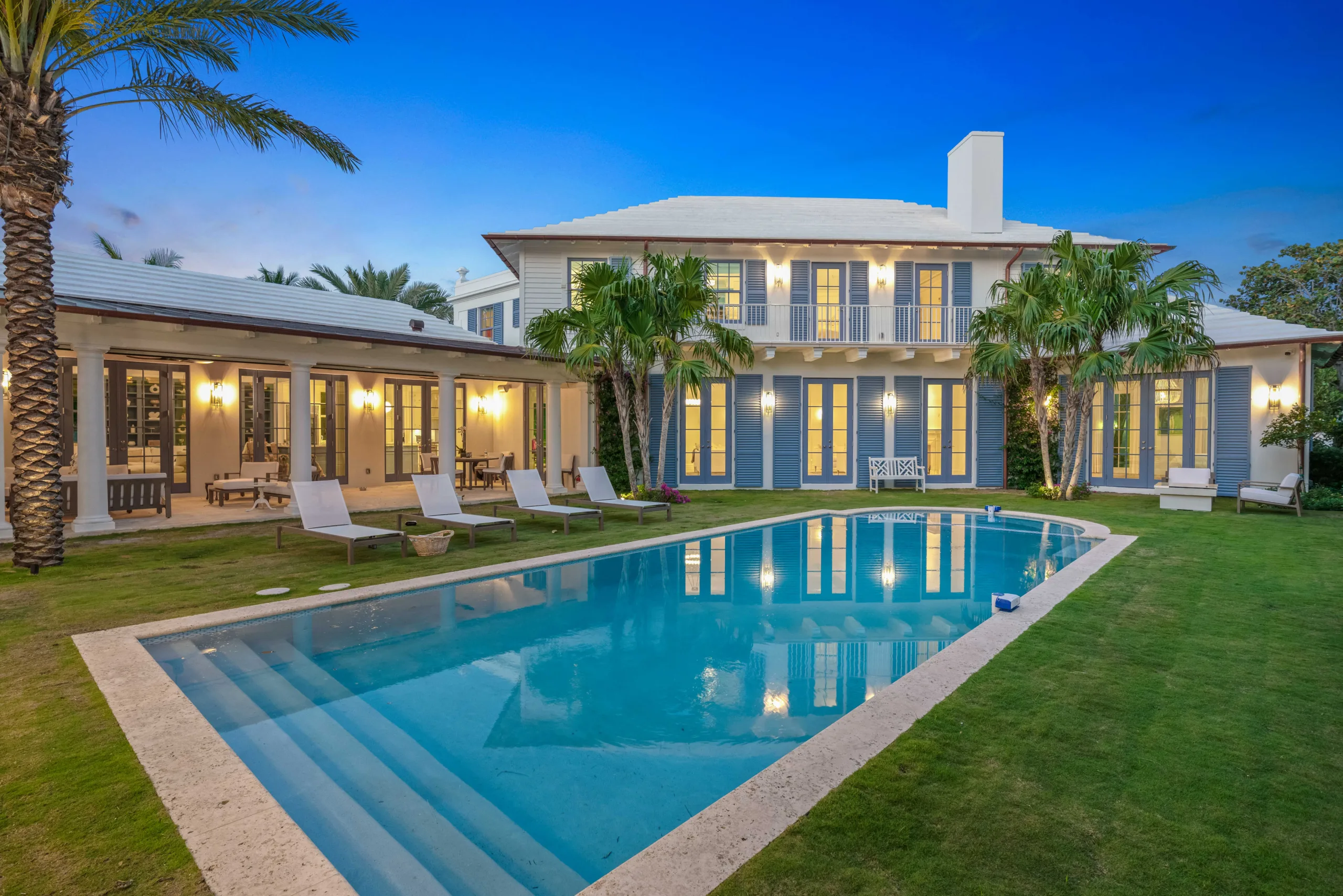 Coastal bedroom suite